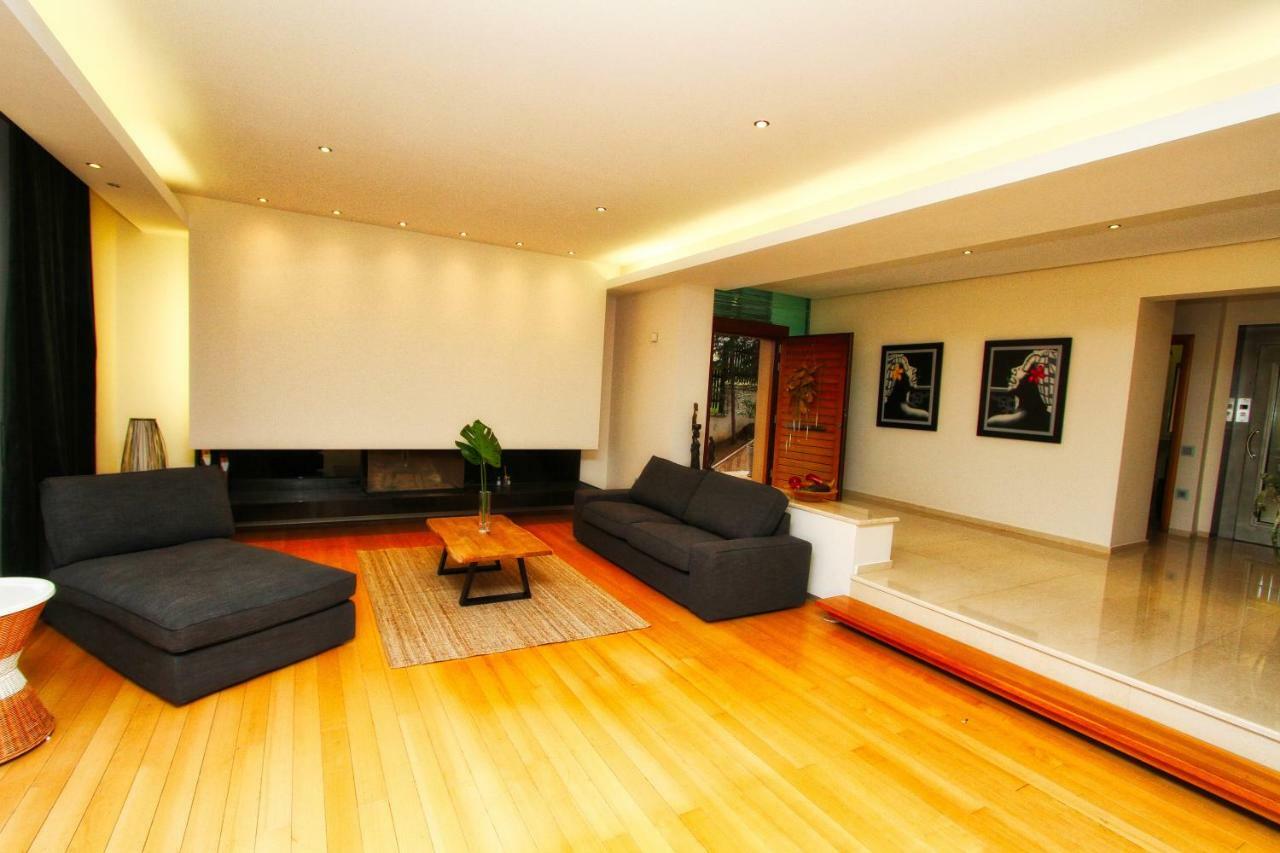 Aerides Luxury Villa Palaiontsiflikion Ngoại thất bức ảnh